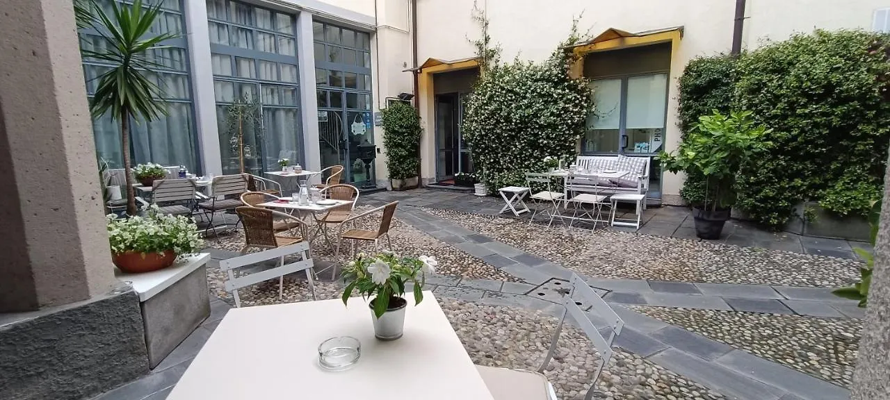 Carducci Bed and Breakfast Como 0*,