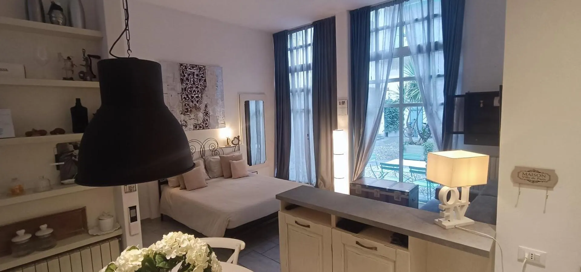 Carducci Bed & Breakfast Como