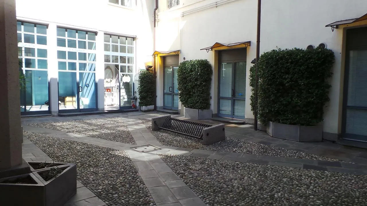 Carducci Bed & Breakfast Como 0*,