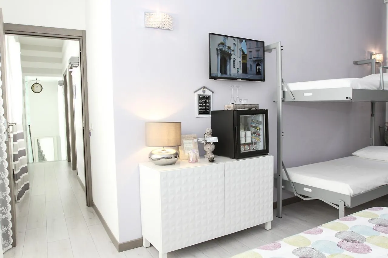 Carducci Bed & Breakfast Como