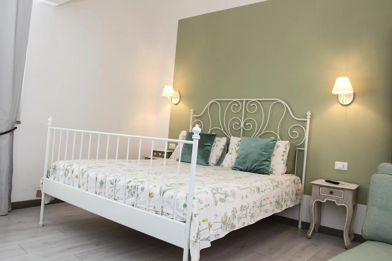 Carducci Bed & Breakfast Como 0*,  Italy