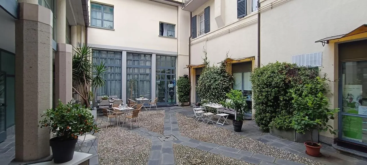 Carducci Bed & Breakfast Como