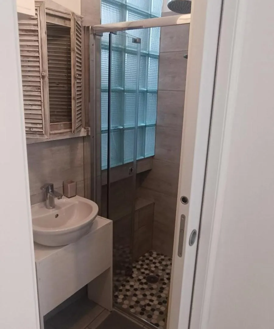 Carducci Bed & Breakfast Como 0*,  Italy