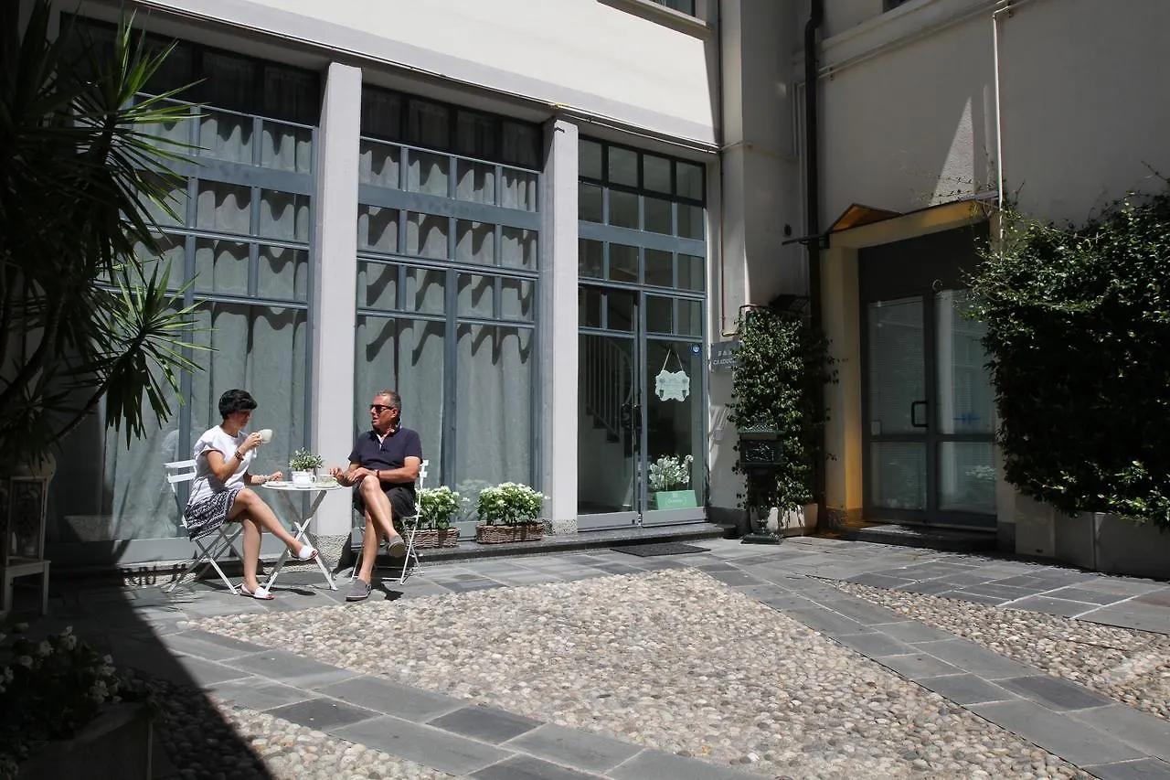 Carducci Bed & Breakfast Como 0*,  Italy