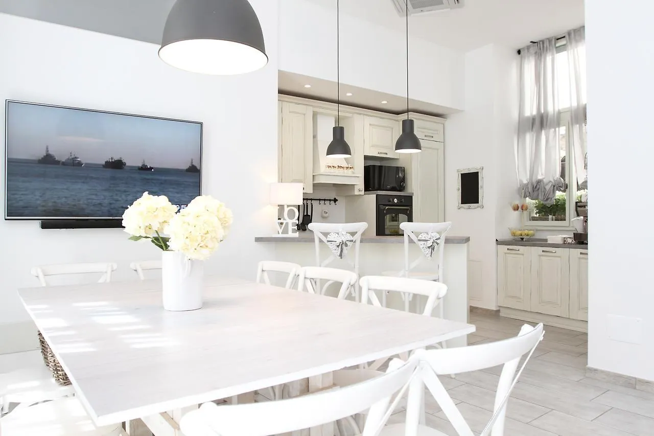 Carducci Bed & Breakfast Como Italy